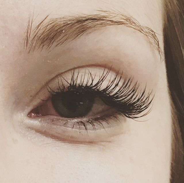 Eyelash extension