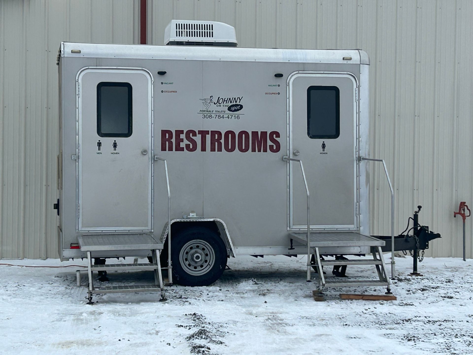 Portable toilet - VIP trailer unit