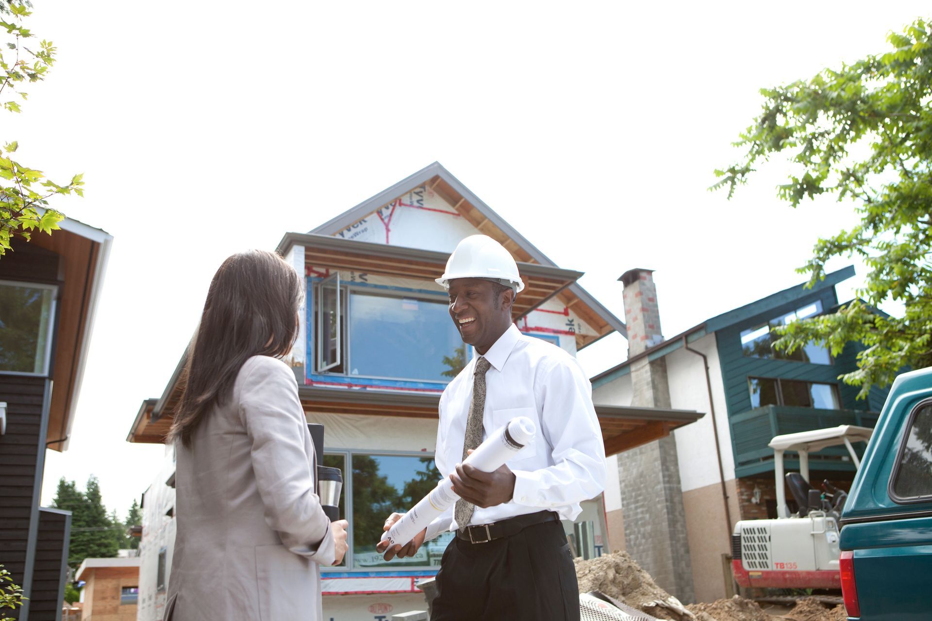 5 Reasons to Hire a Local Construction Contractor for Your Project