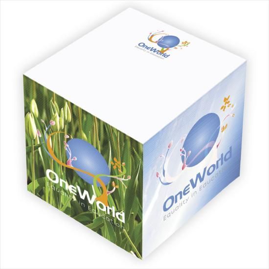 A cube with the word oneworld on it