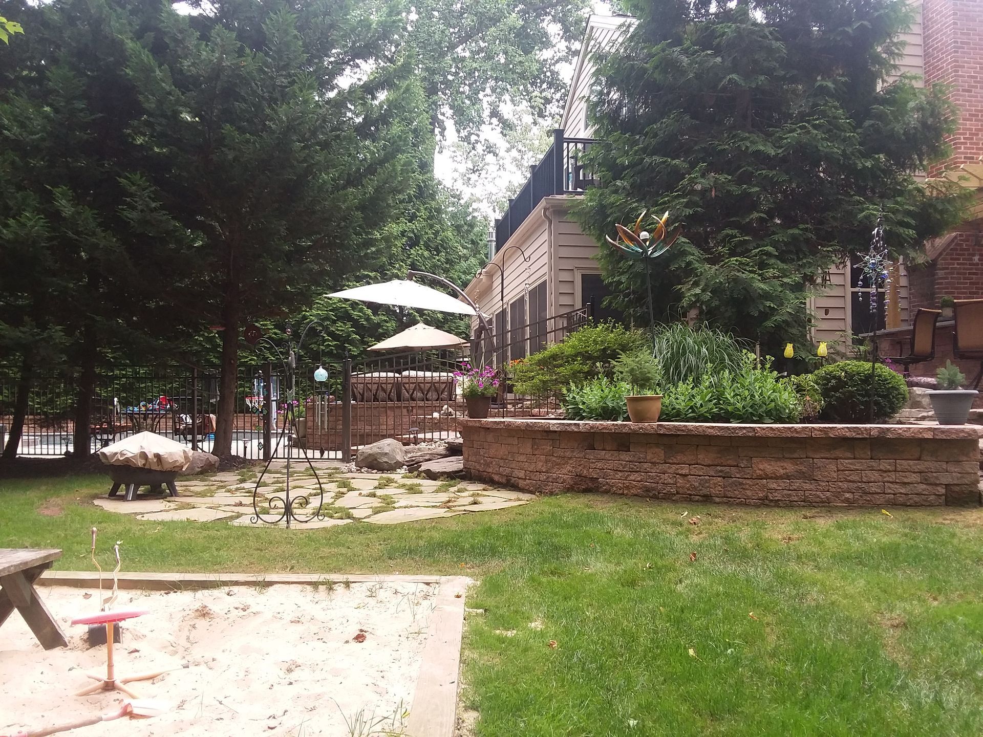 Retaining Wall Installation Services #1