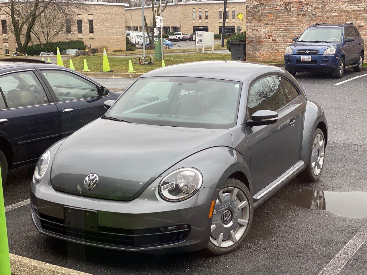 Grey Volkswagen Beetle