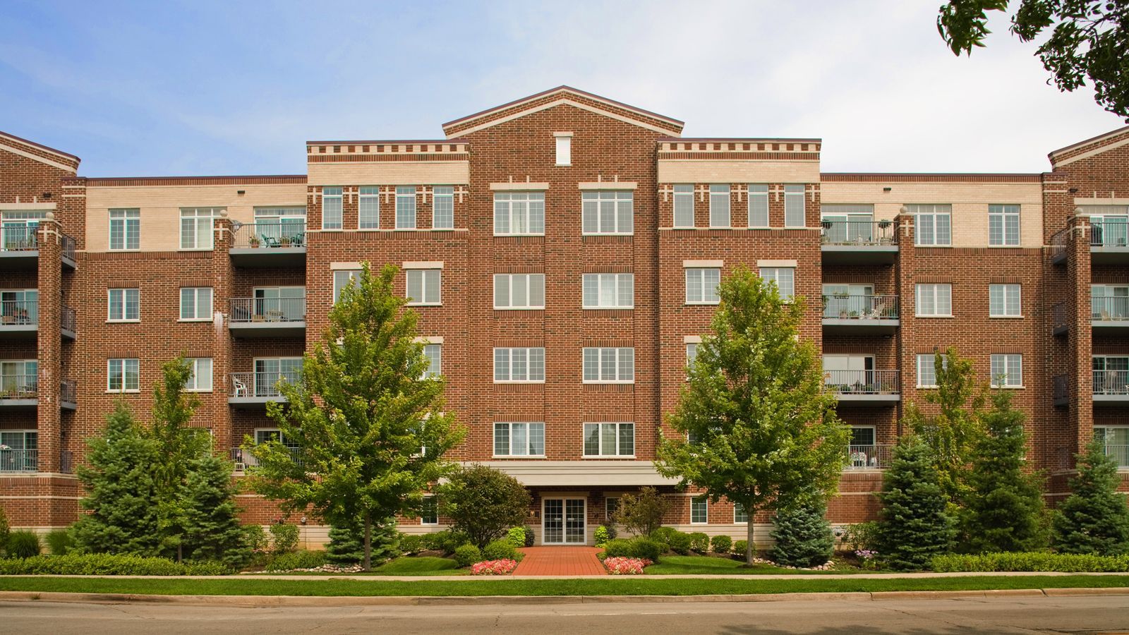 architect to design condominiums and apartments