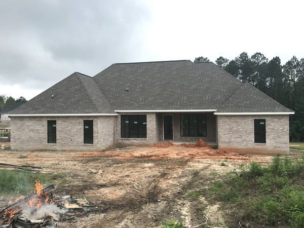 refuge 2 house front