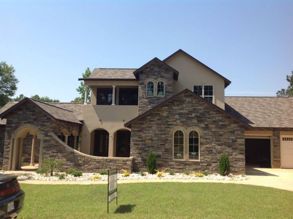 tww 7 house front view