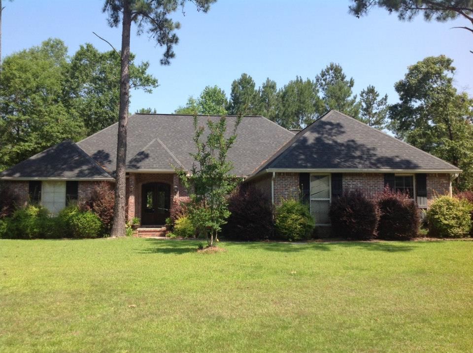 tww house with beautiful lawn