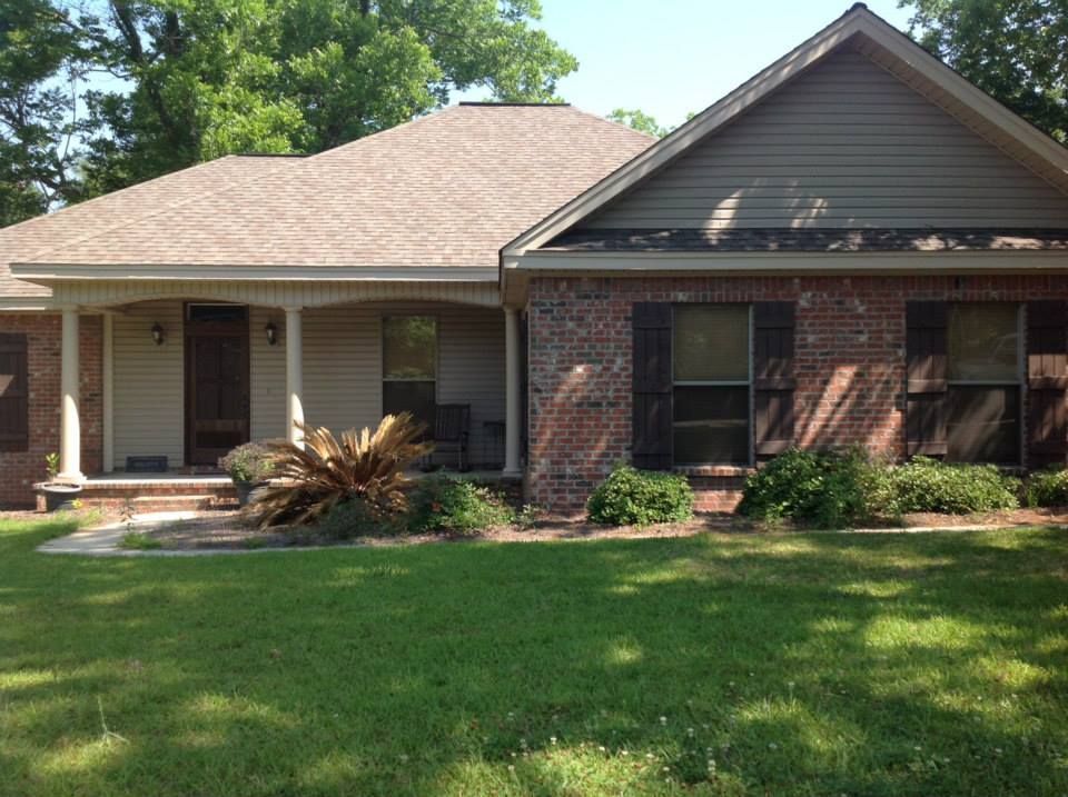 tww house with front porch