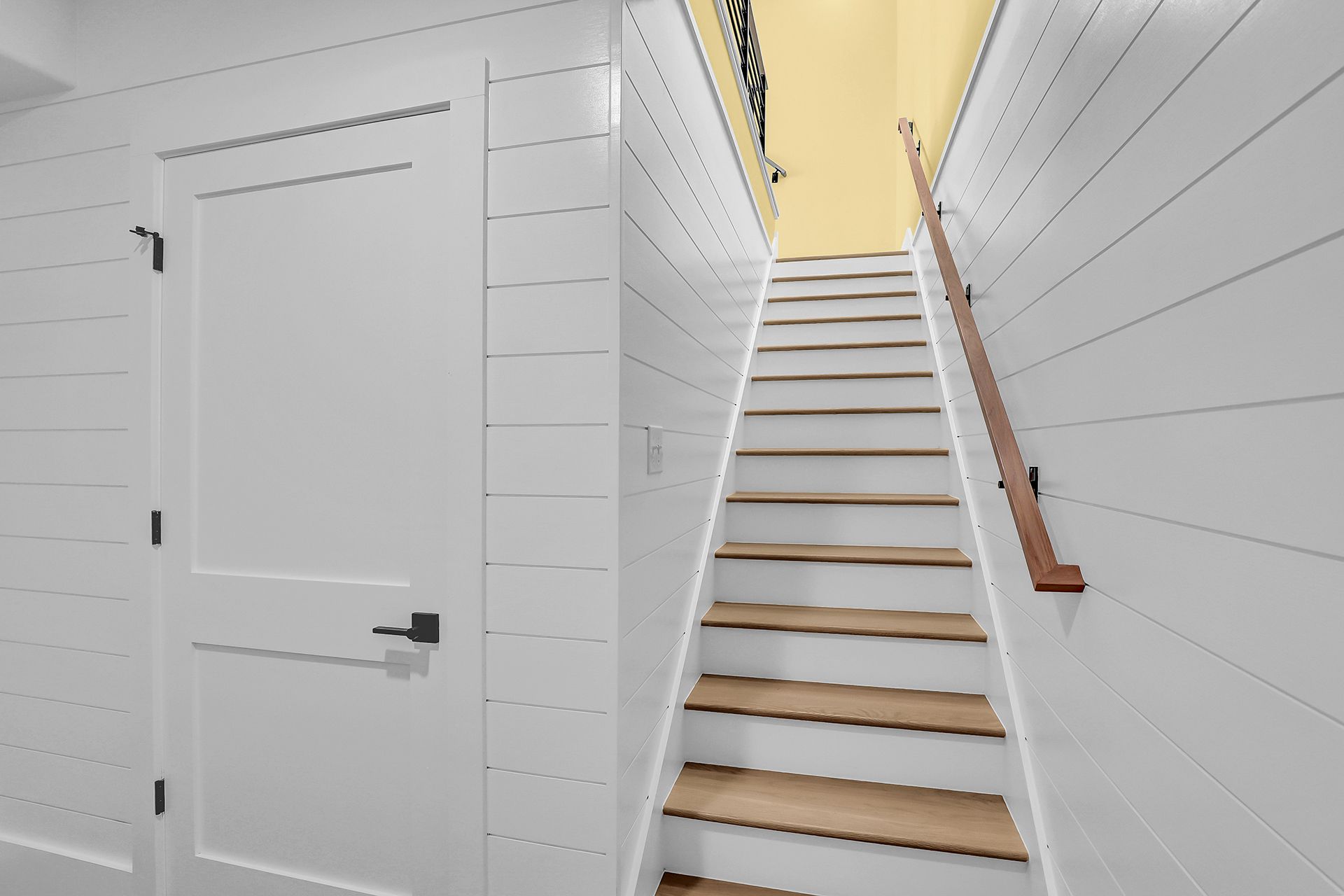 Stairs going to the basement