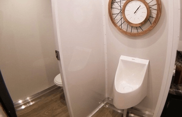 Portable urinals