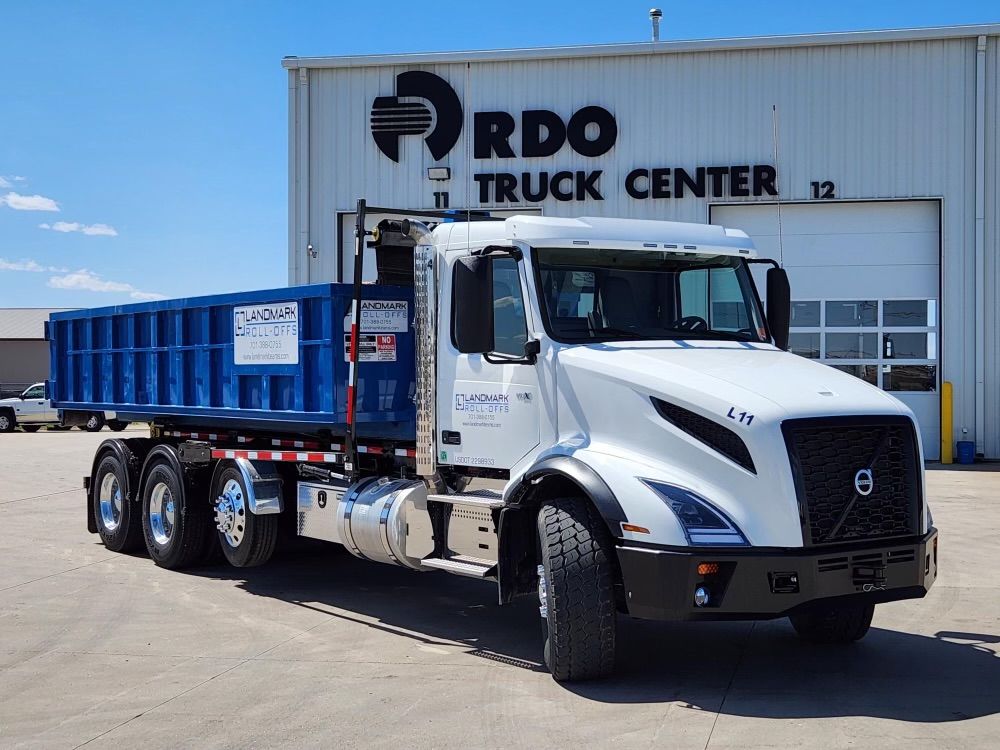Roll-off dumpster truck