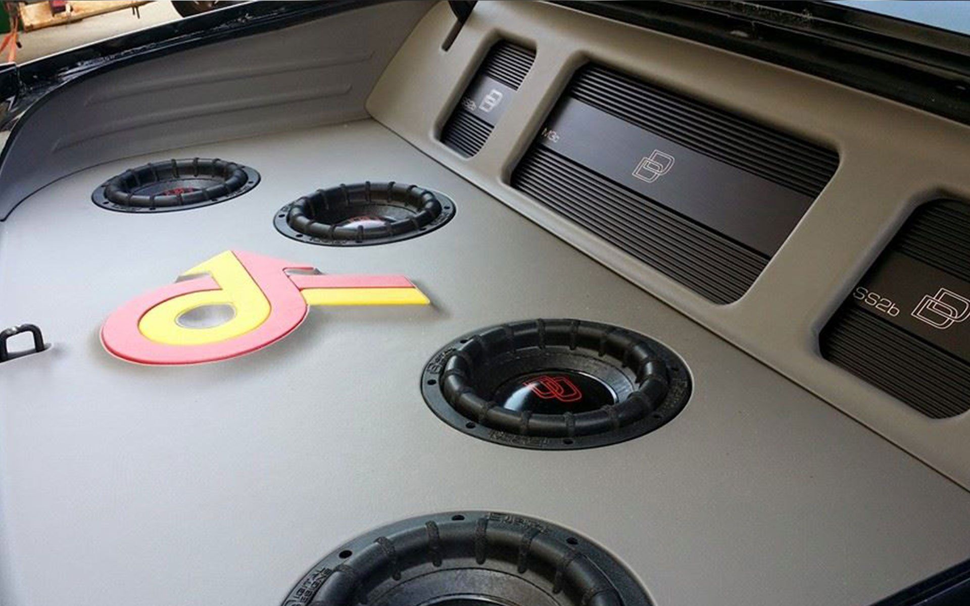 Audio Extremist | Car Audio Specialist | Oklahoma City, OK
