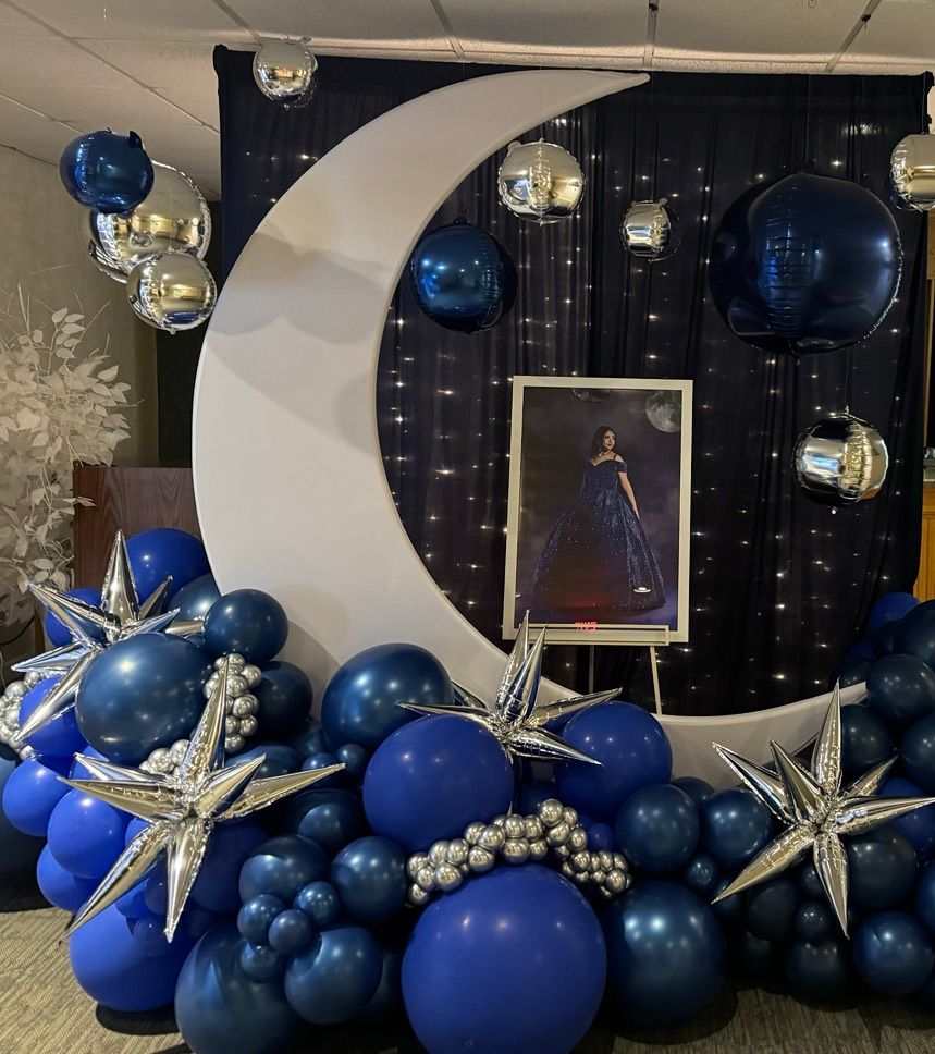 A table with a sign that says jalene on it.