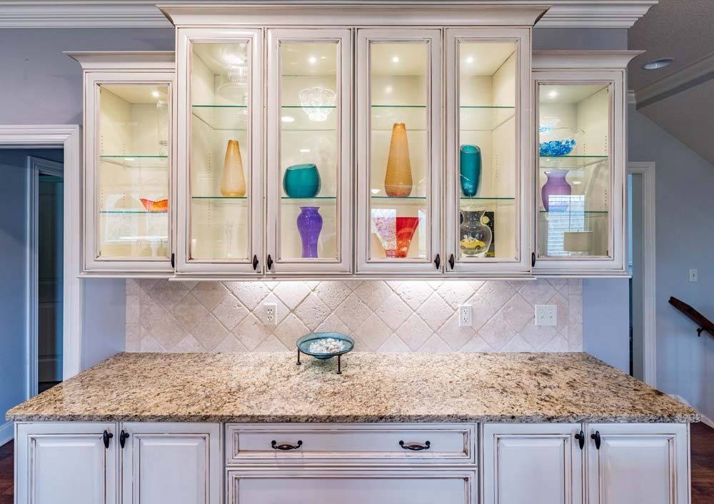 Glass cabinet