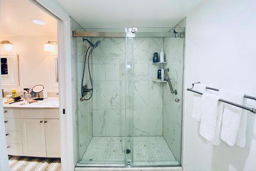 Shower Doors & Enclosure