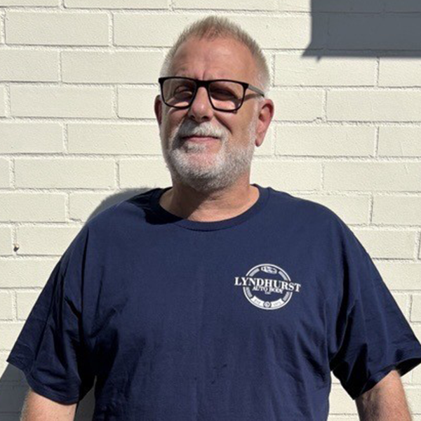 Lyndhurst Auto Body LLC
