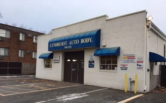 Lyndhurst Auto Body LLC