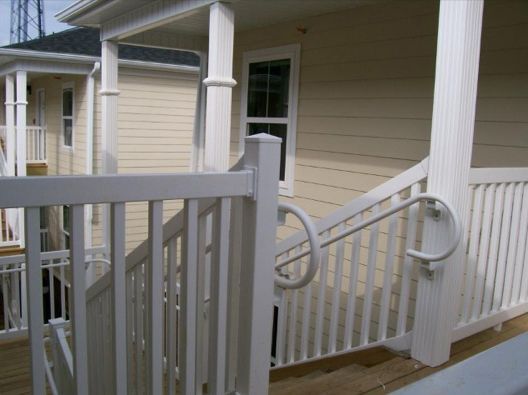 home-vinyl-railing