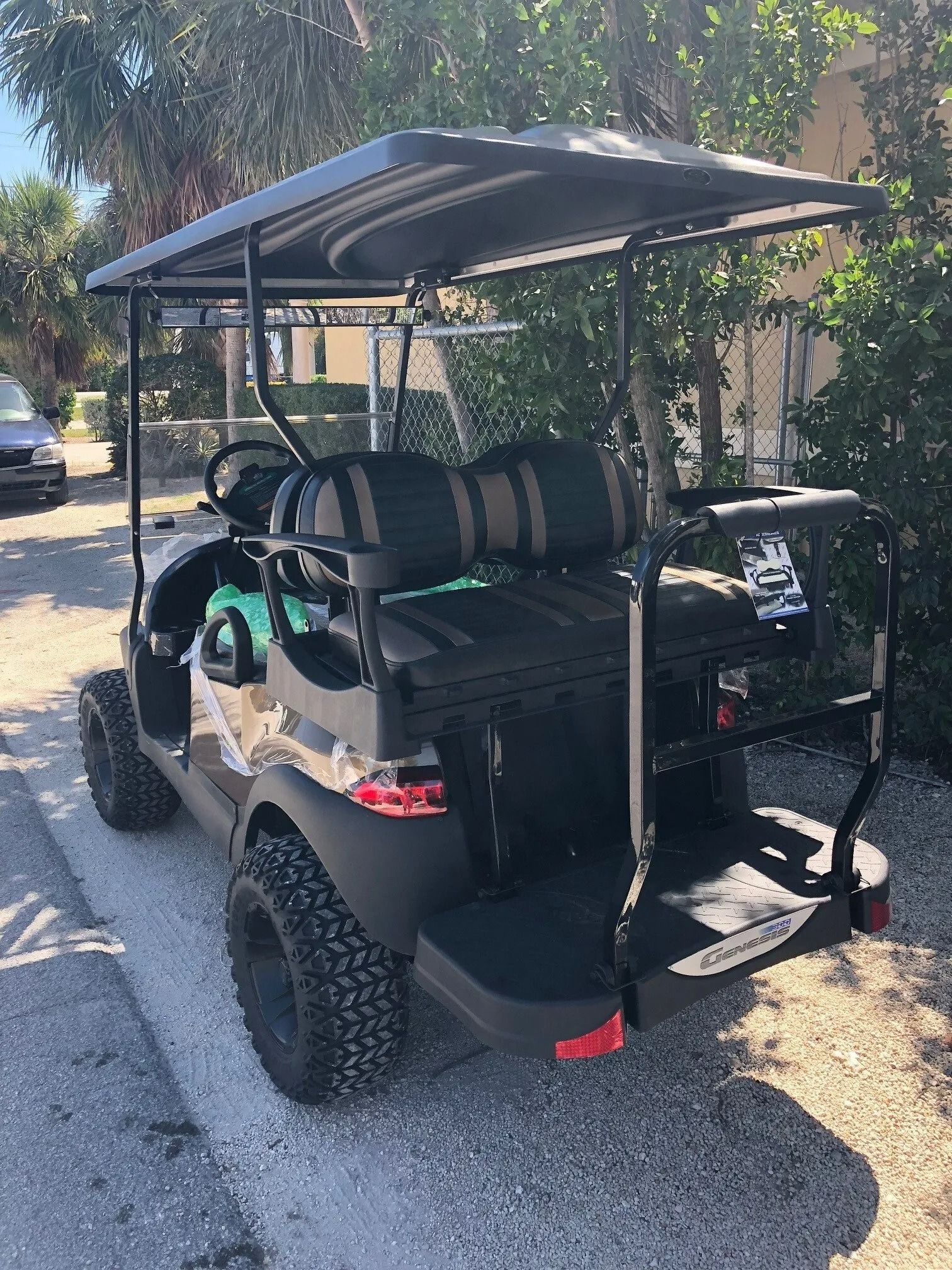 Golf cart