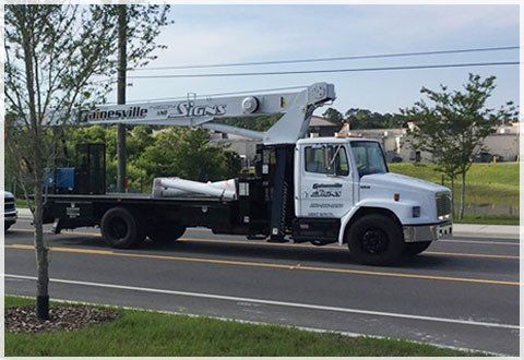 Gainesville Neon & Signs truck
