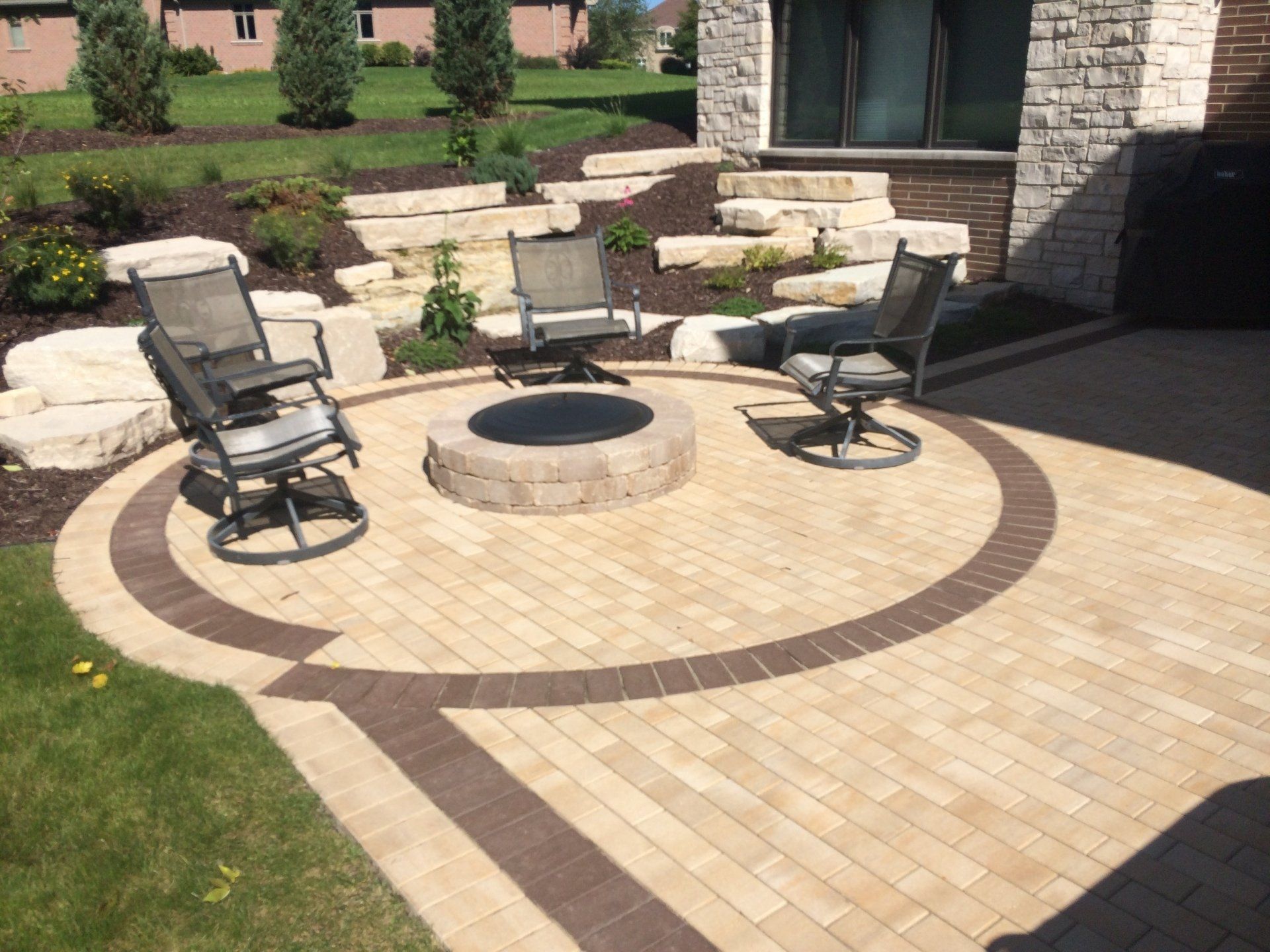 Fireplaces & Fire-Pits