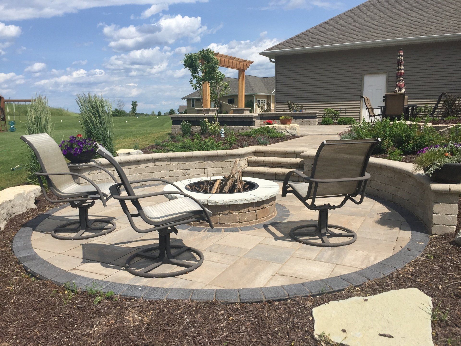 Fireplaces & Fire-Pits