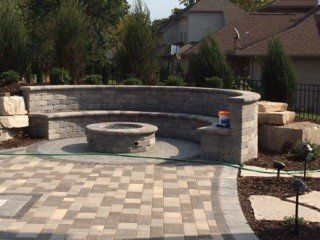 Fireplaces & Fire-Pits