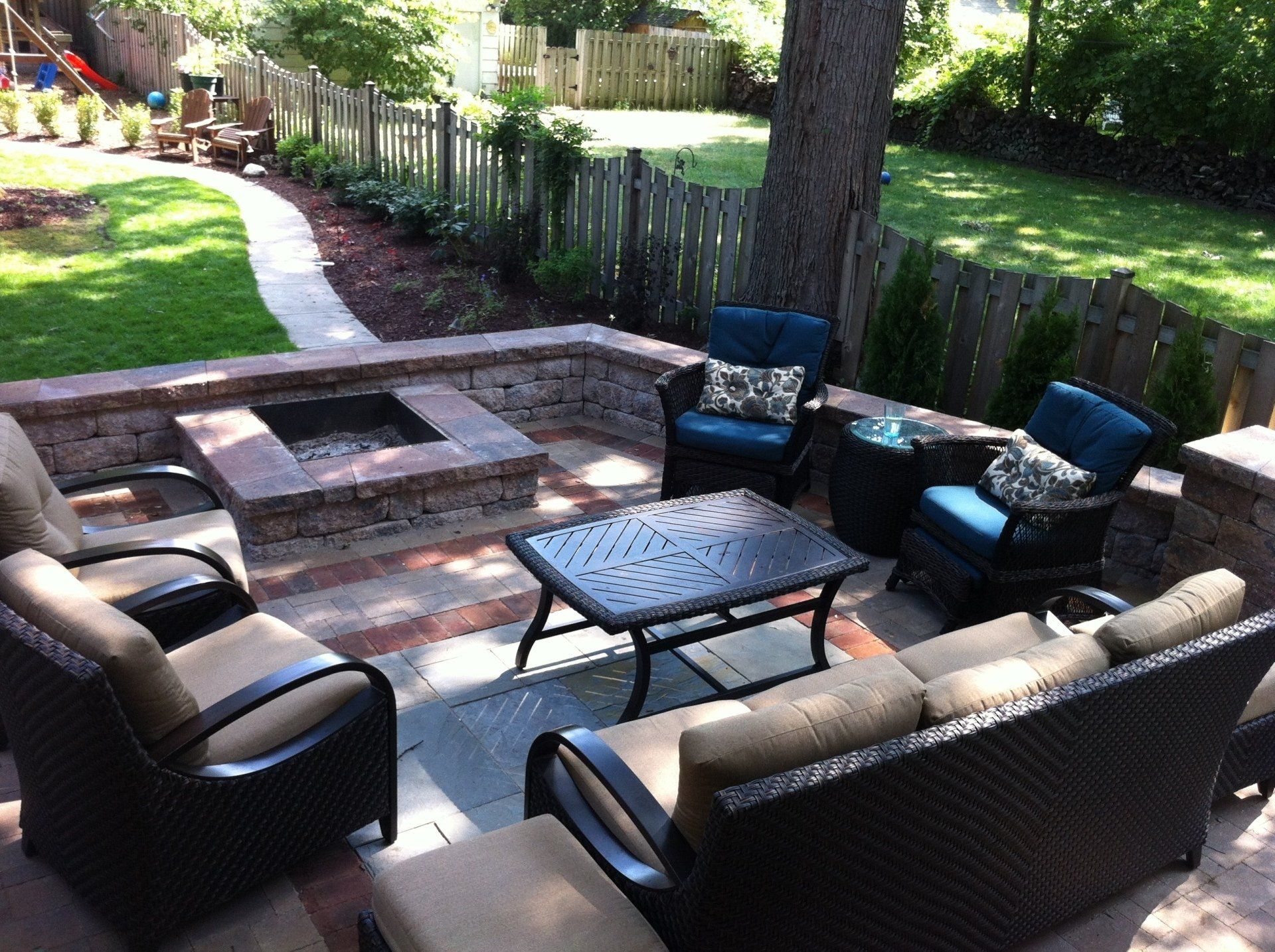 Fireplaces & Fire-Pits