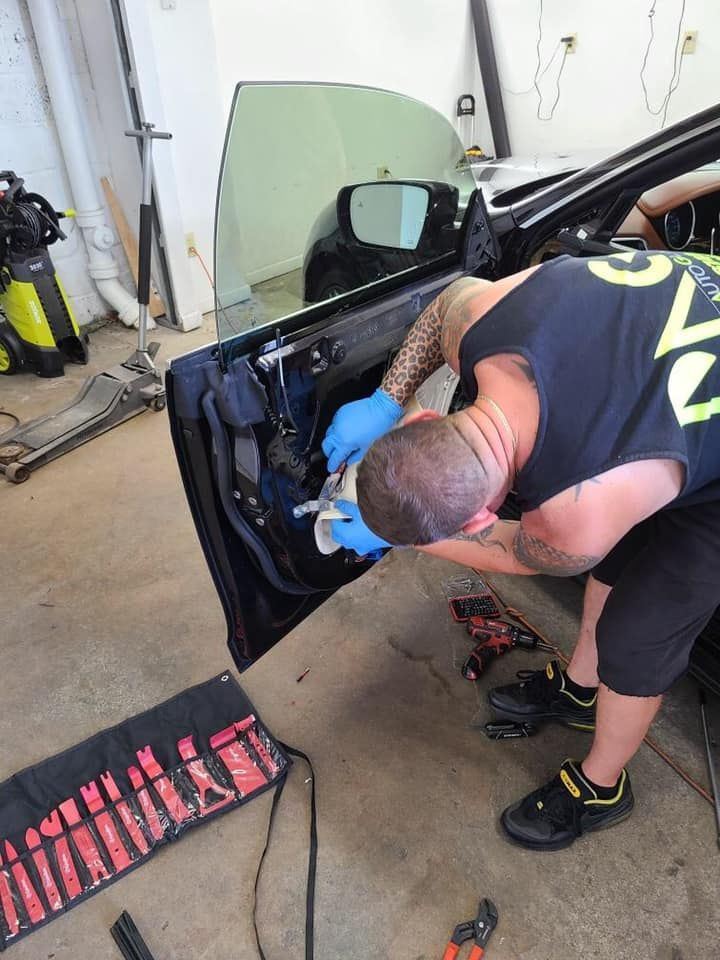 Pinnacle Glass Works