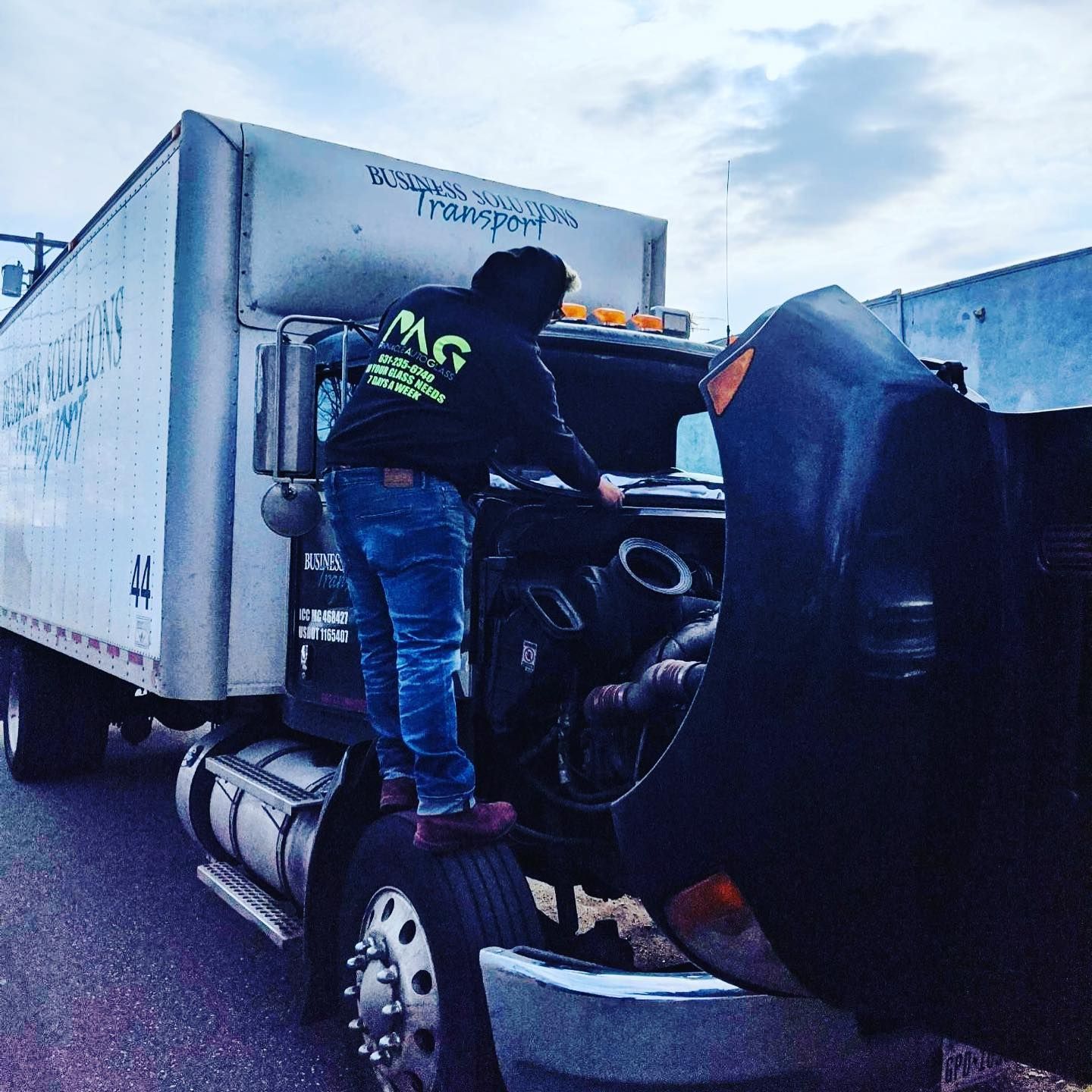 Pinnacle Glass Works