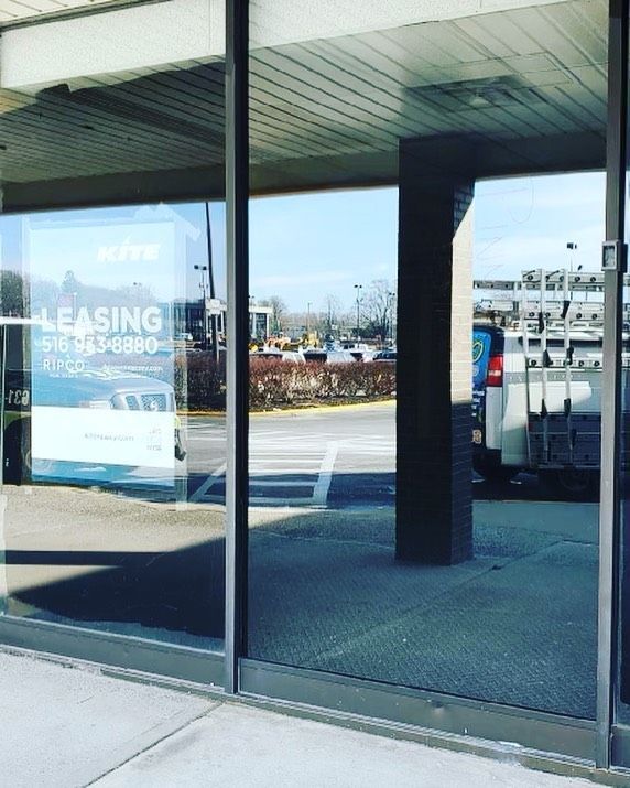 Pinnacle Glass Works