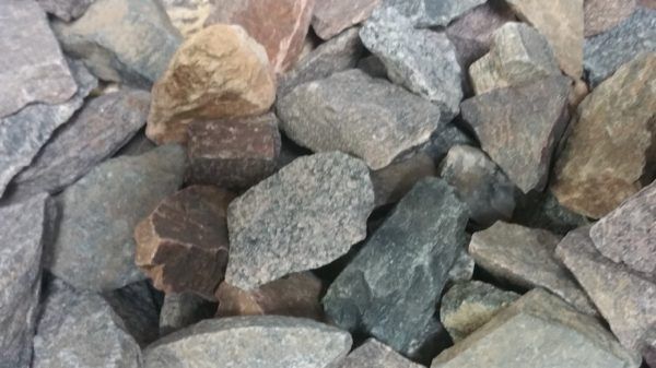 1 1/2″ Smoke Rock