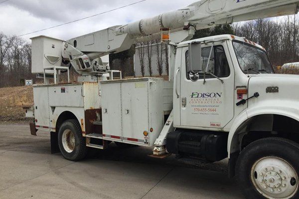 Automotive and tow services