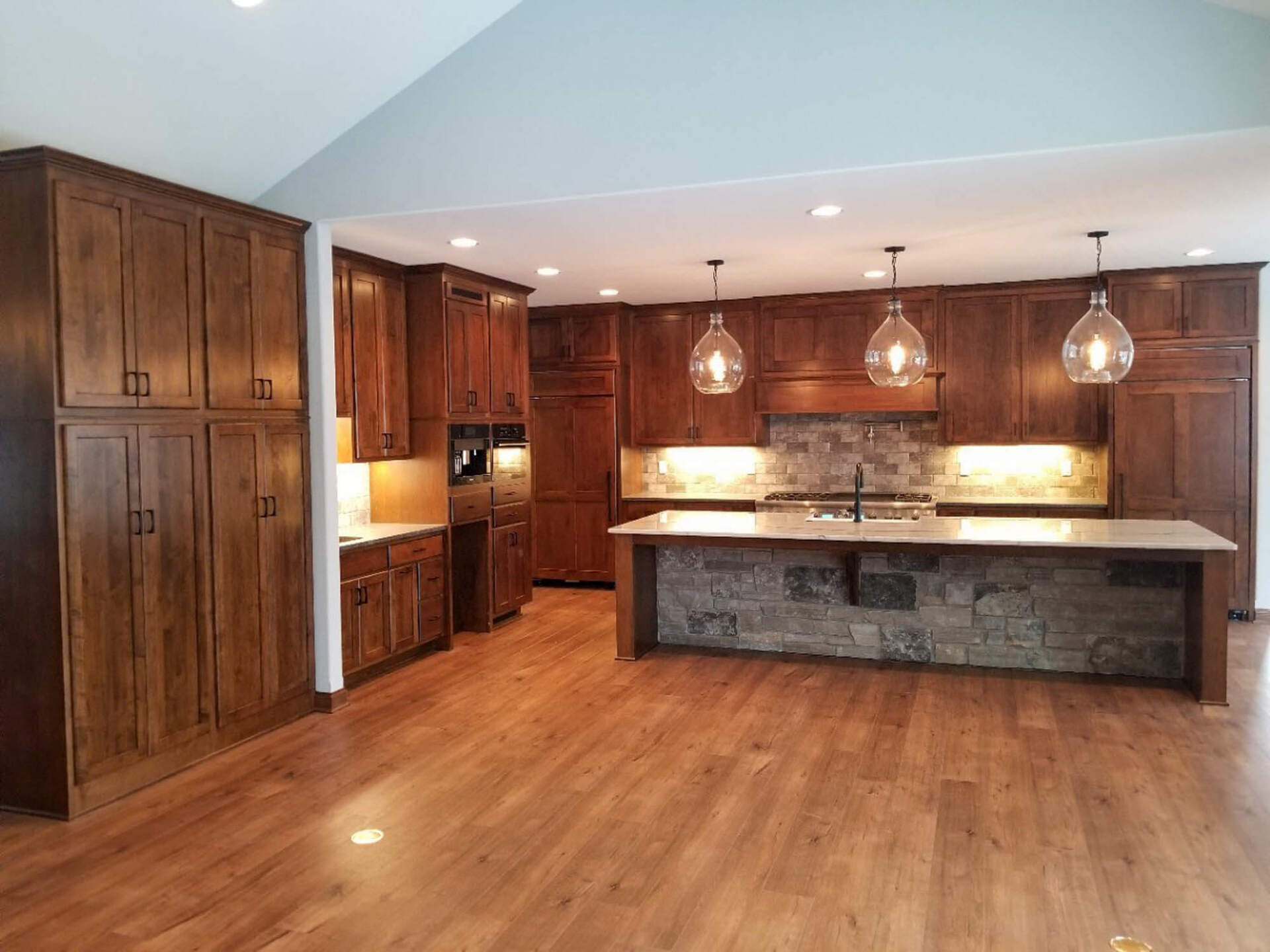 Modern traditional American kitchen design