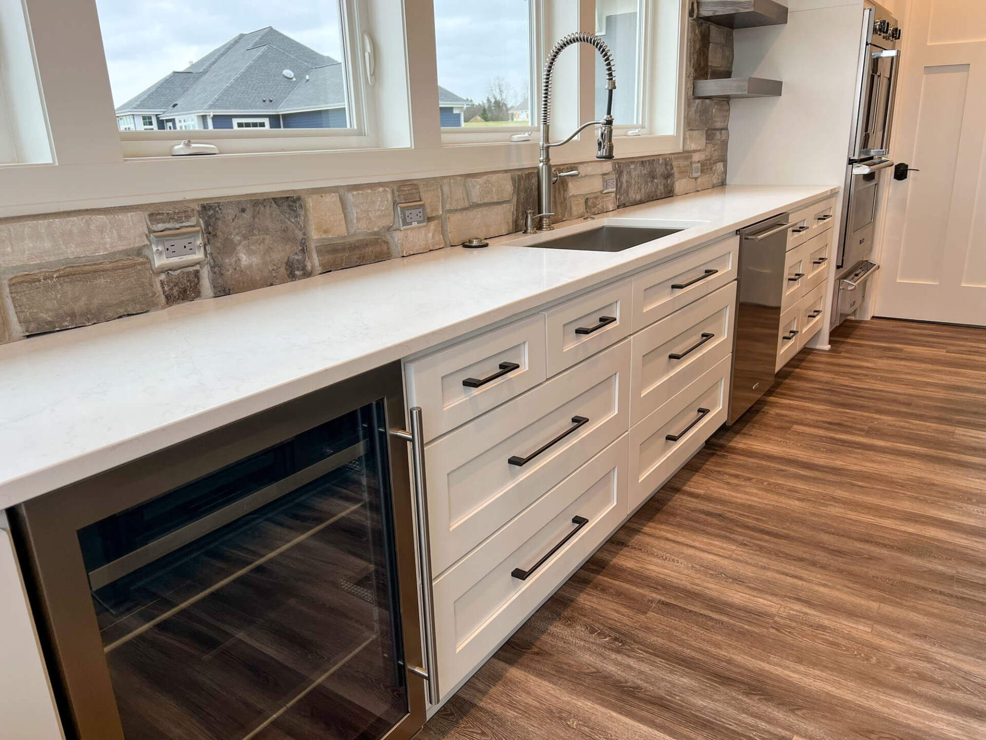 Elegant and Spacious Kitchen