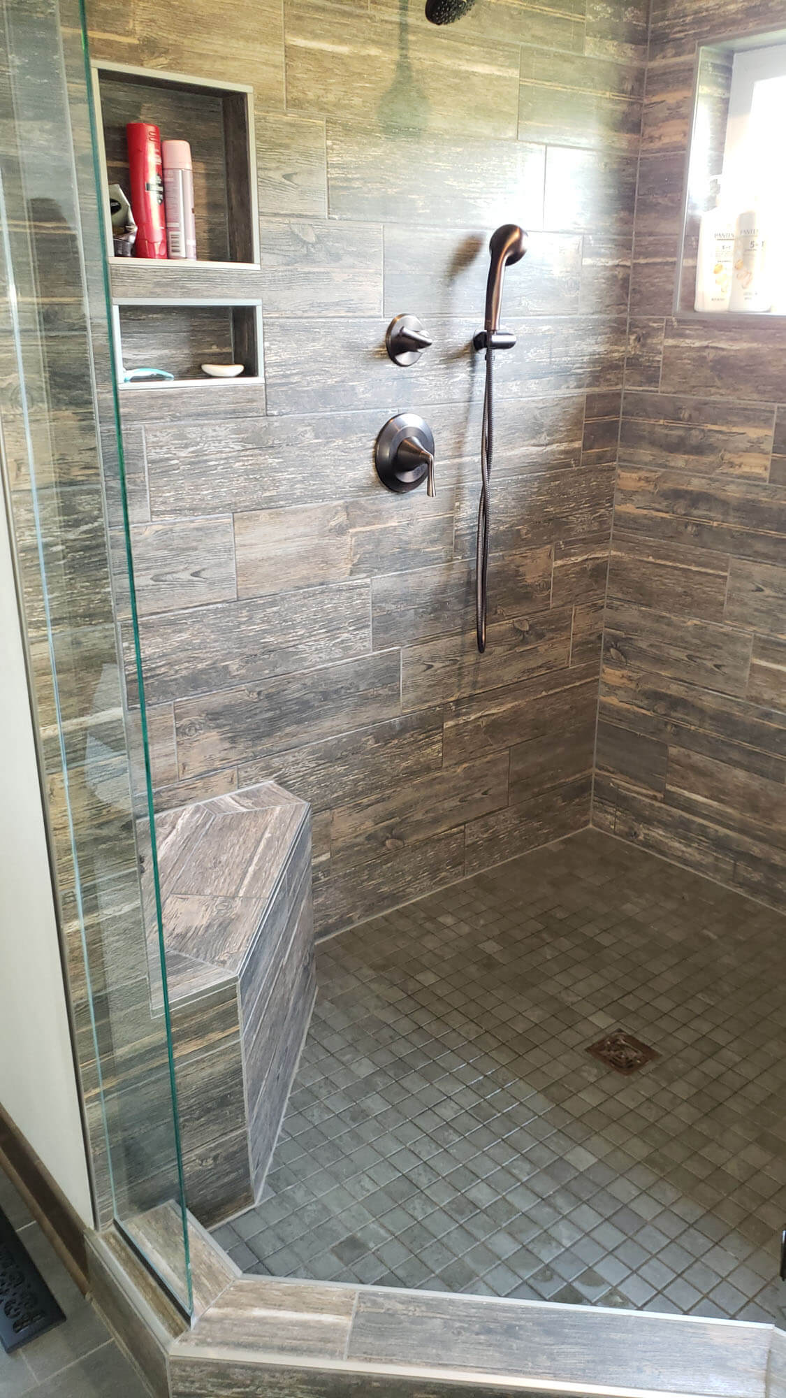 Bathroom interior with marble tile trim