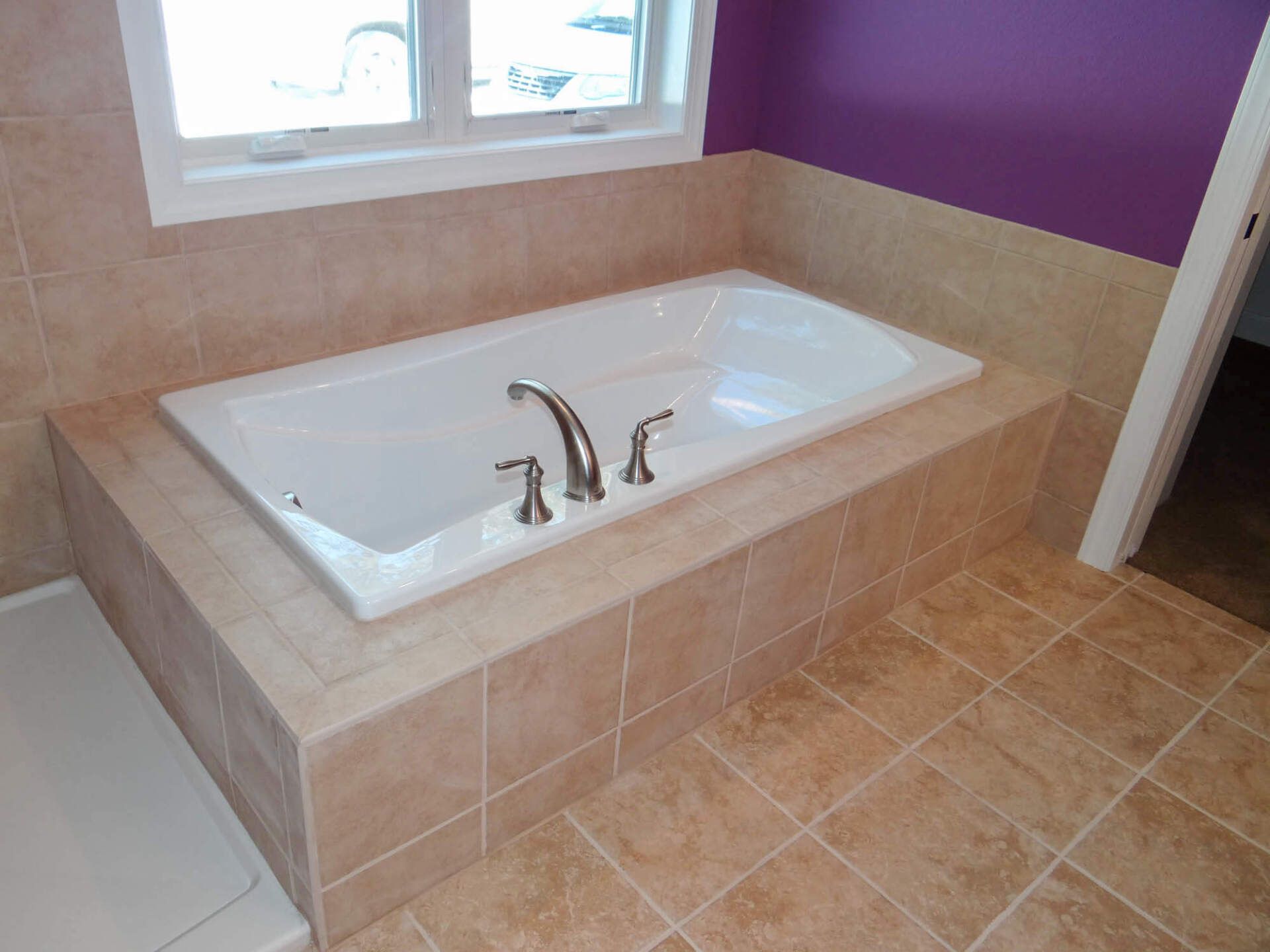 Luxury bathroom with tub
