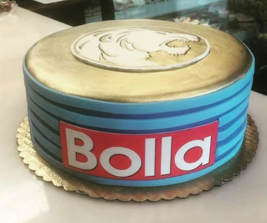 A cake with the word bolla on it