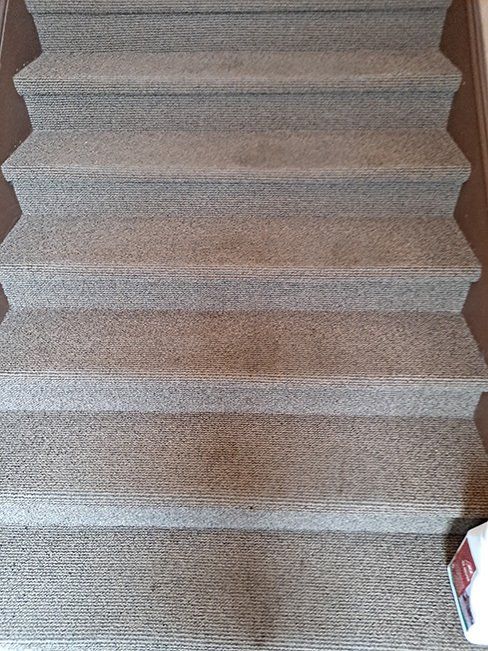 Before stairs carpet cleaning