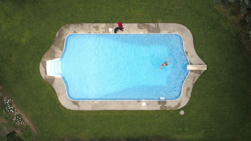 in ground pool contractors