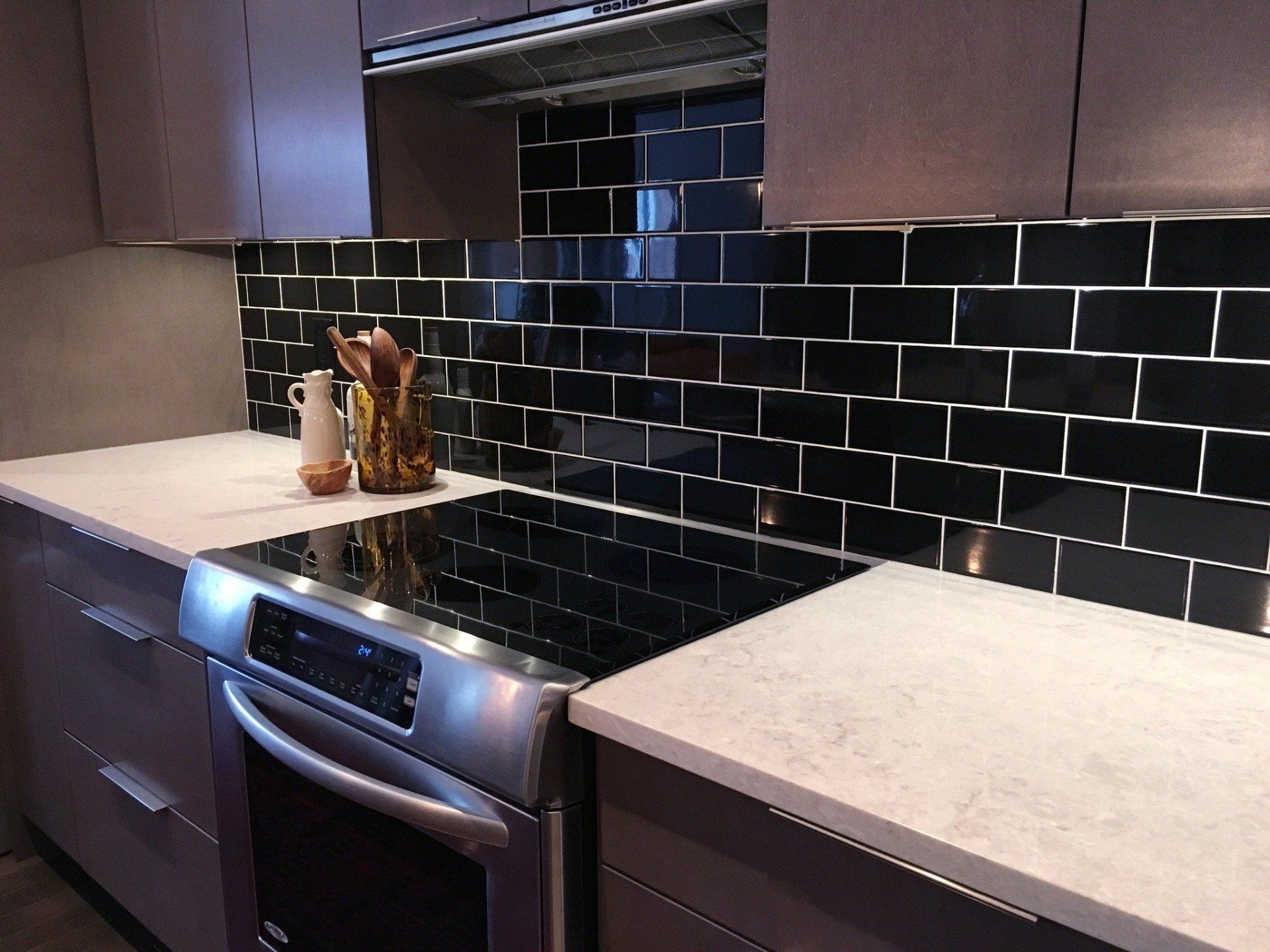Tile backsplash