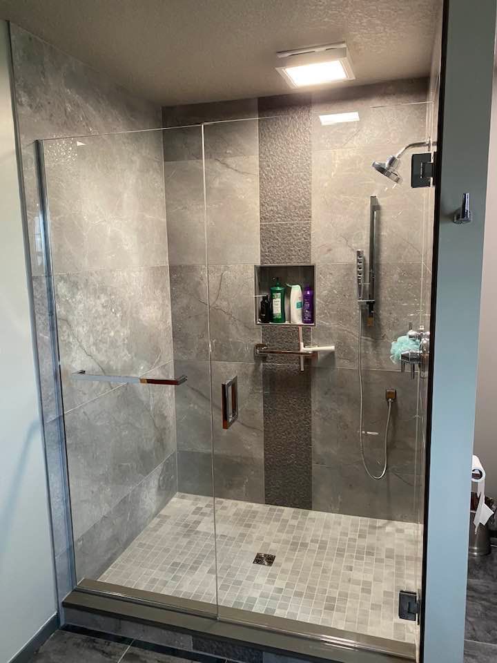 glass shower door 