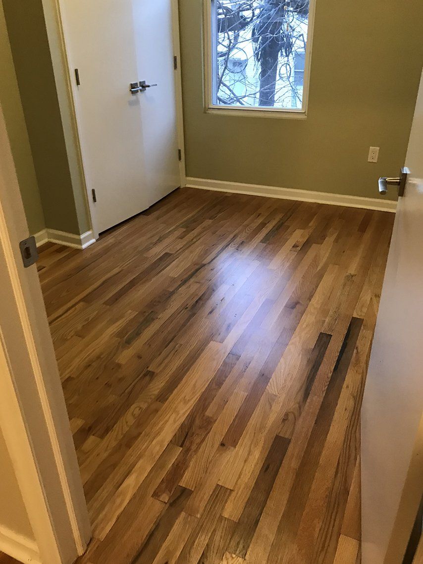 Shiny laminated floor