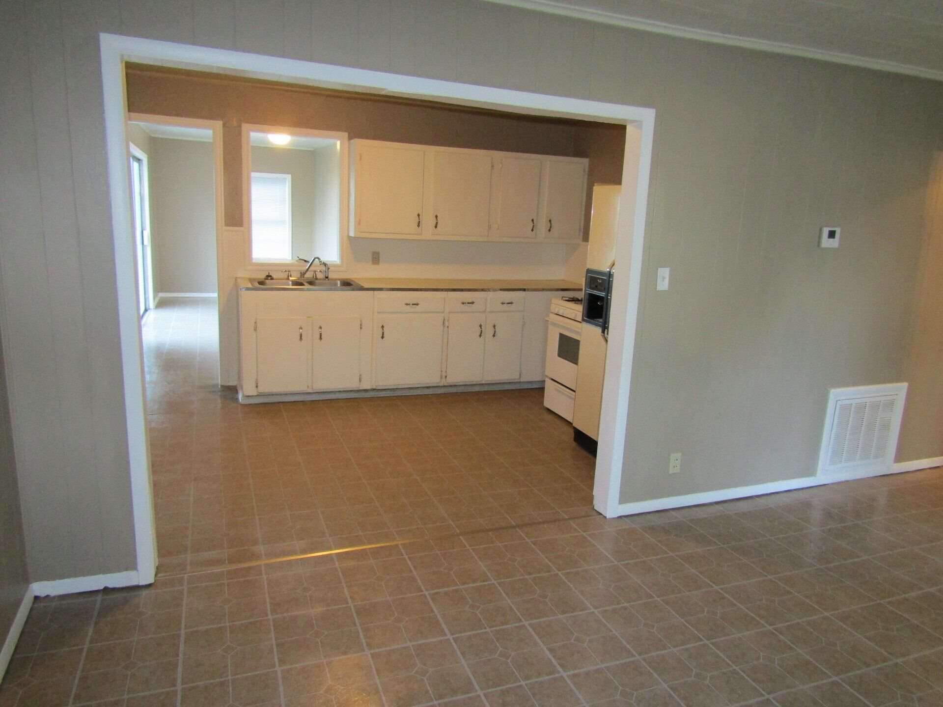 Pottawatomie County Real Estate Woodlake Properties