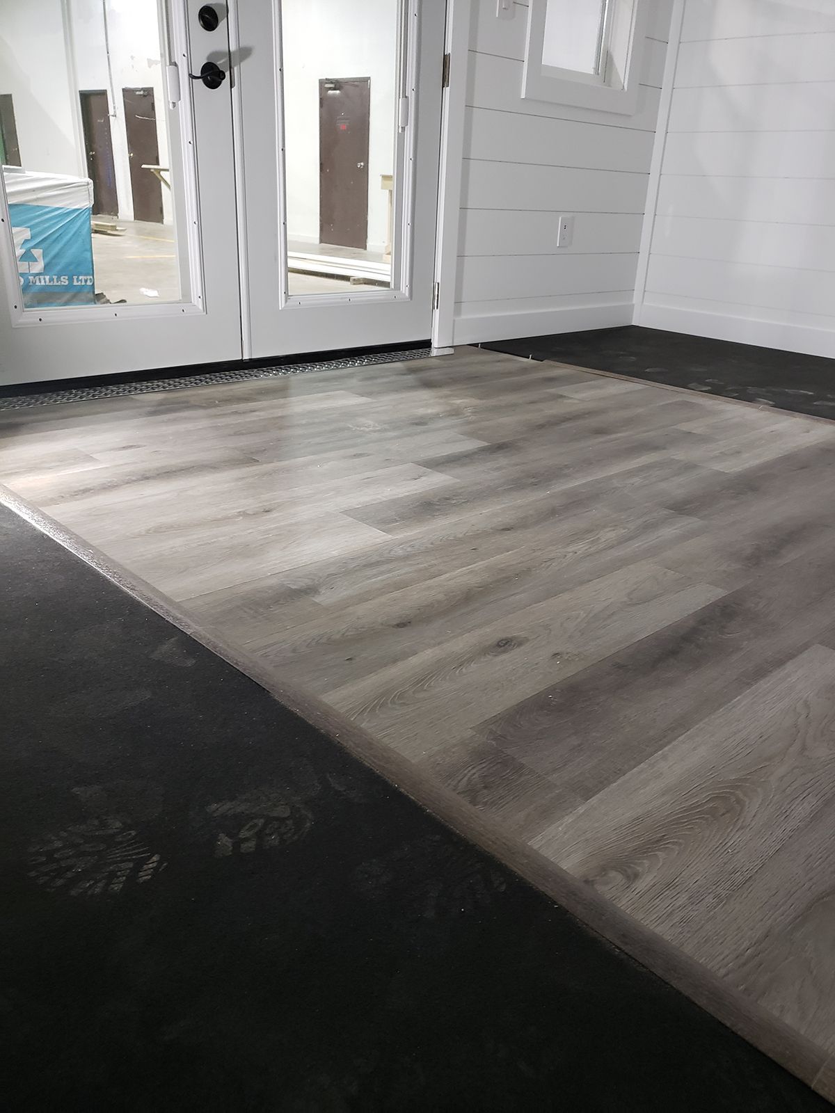 Portable home office floor