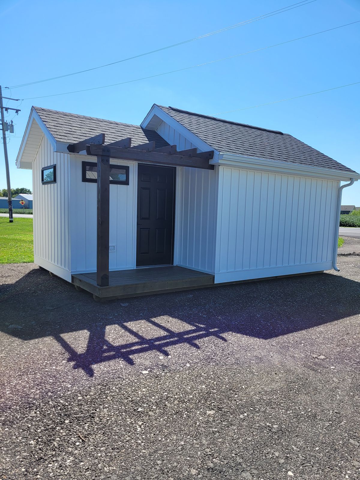 Pool house side exterior