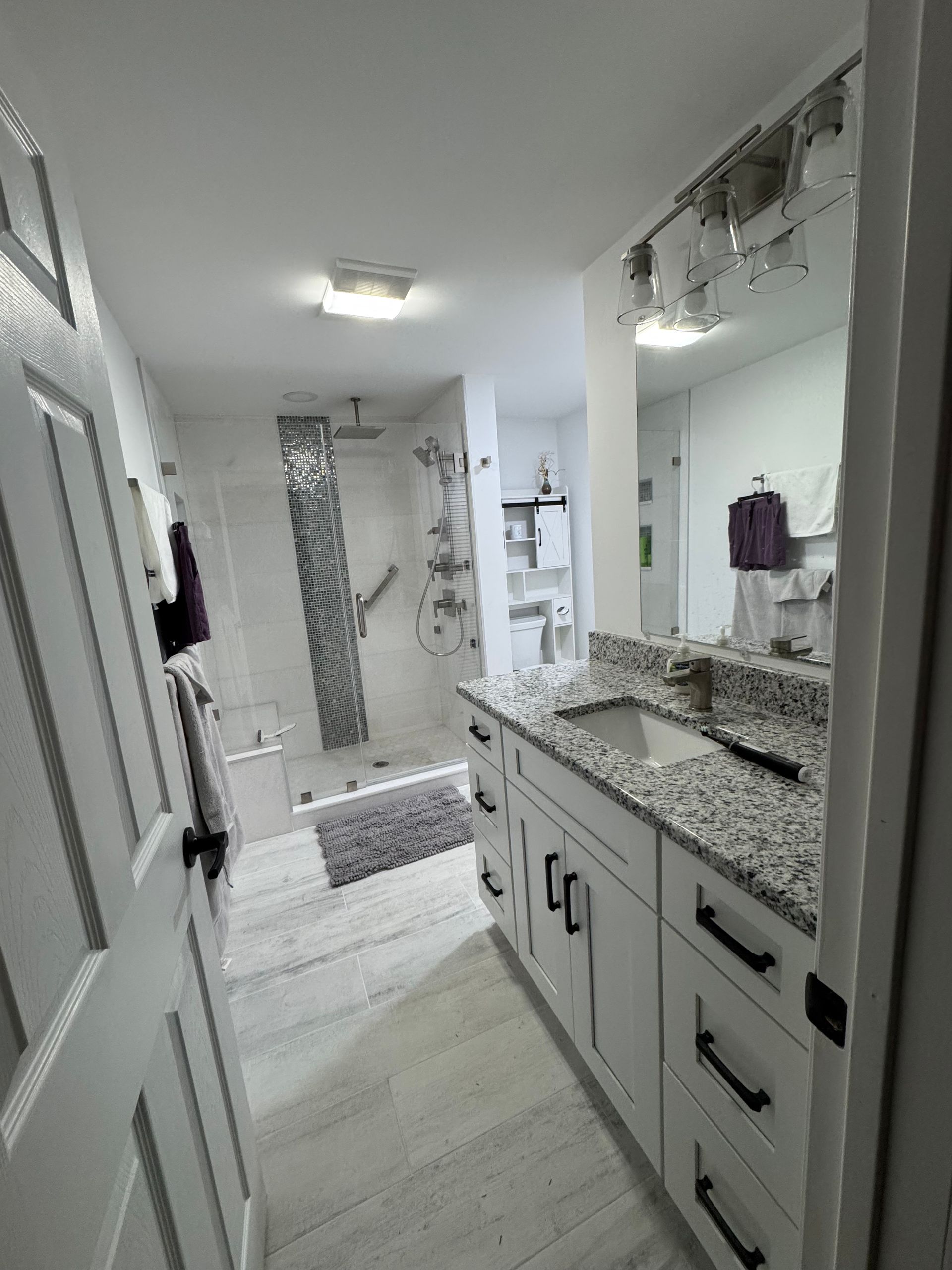 bathroom remodeling contractor