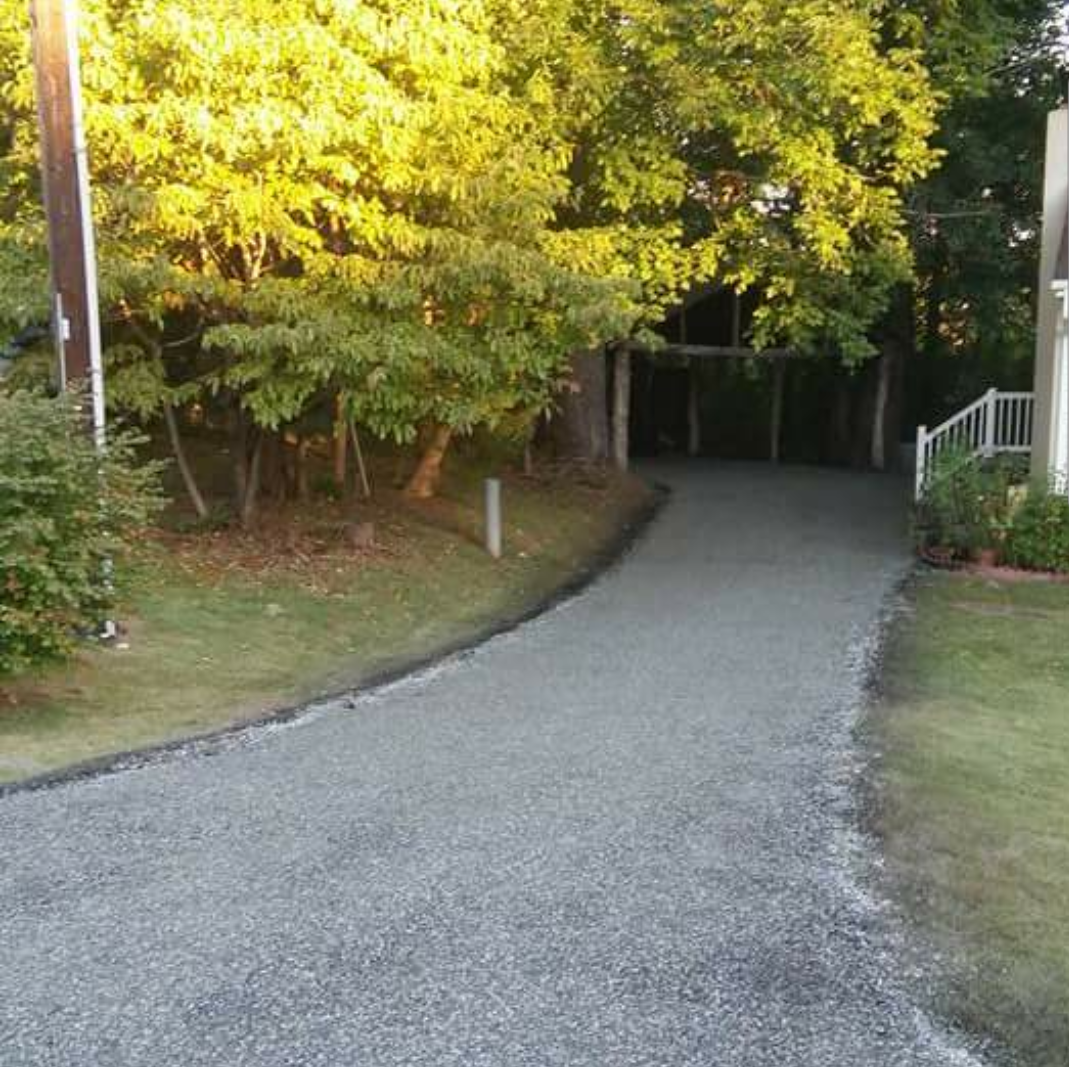 Tar N Chip Driveway