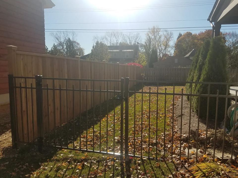 Aluminum fencing