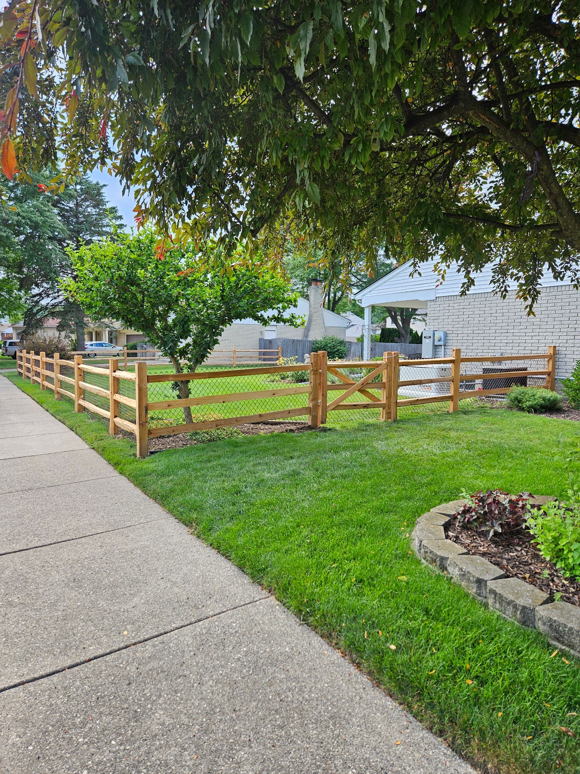 fence replacement in Metro Detroit | Eastside Fence
