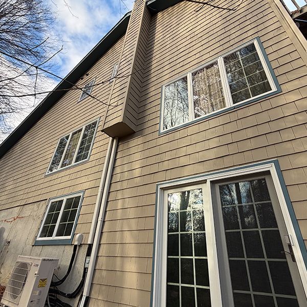 Image placeholder with gray background and text 